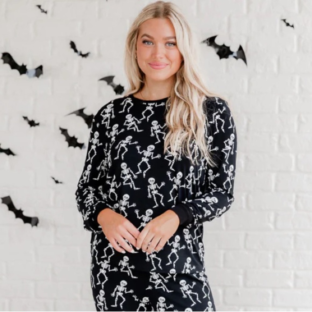 Pink Lily Skeletons Halloween Long Sleeve Top Shirt